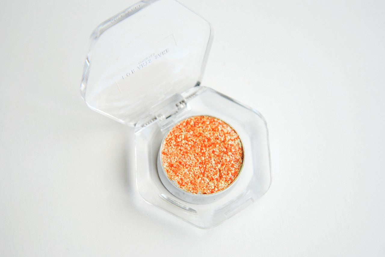 Pose Multi-Chrome Eyeshadow Single